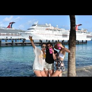 Meet your Posher, Abbi